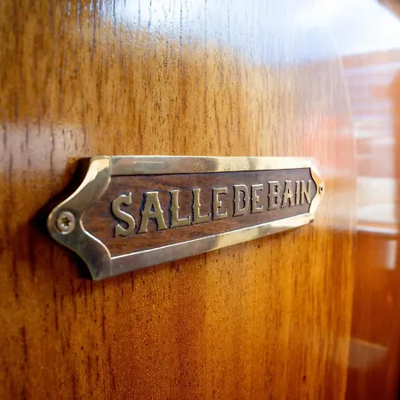 Bådhotel Bateau Voilier Insolite Avec Jacuzzi Privatif